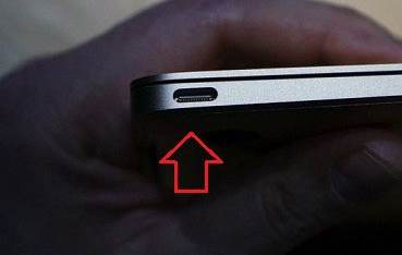 ��һ��USB-C�ӿں�USB���������