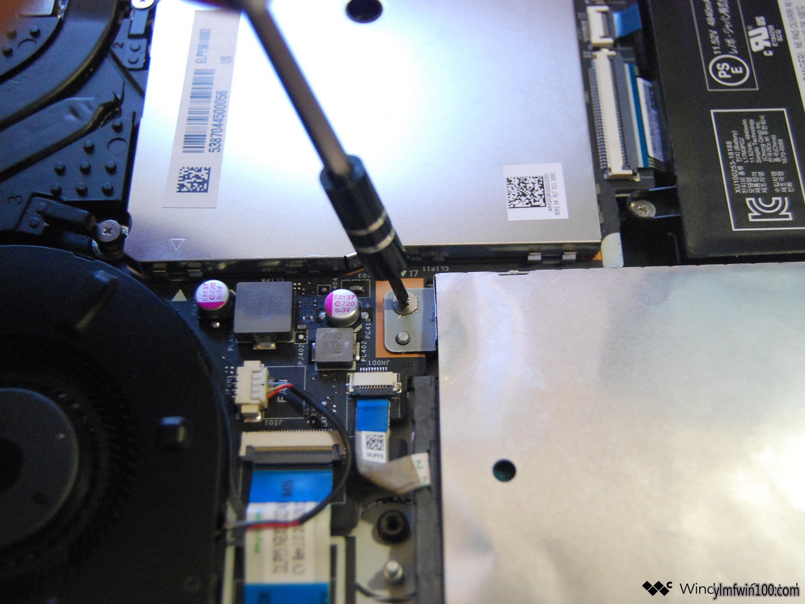 win10系统电脑怎么升级Lenovo Legion Y740中的硬盘9.jpg
